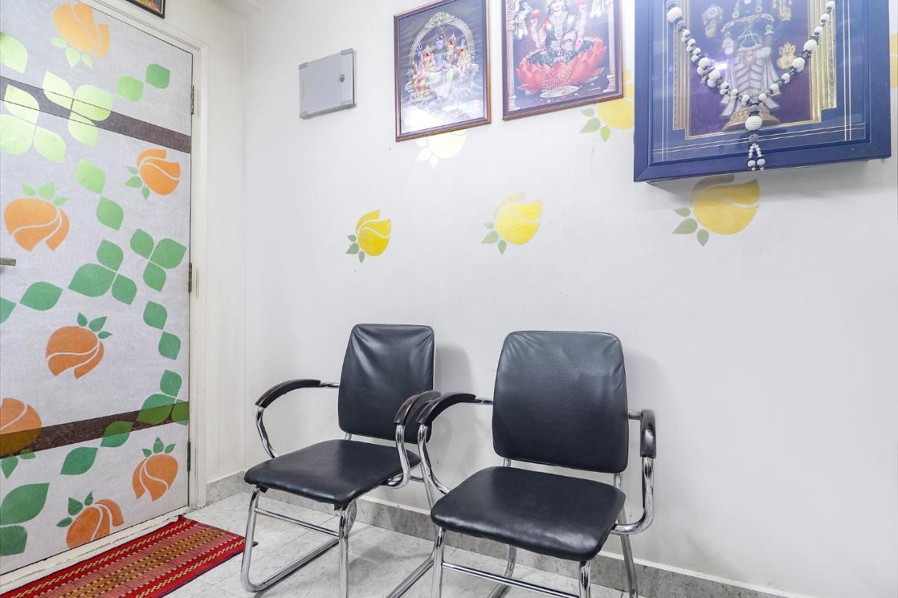 Fabexpress Golden Gate - Nr Hitech Hotel Hyderabad