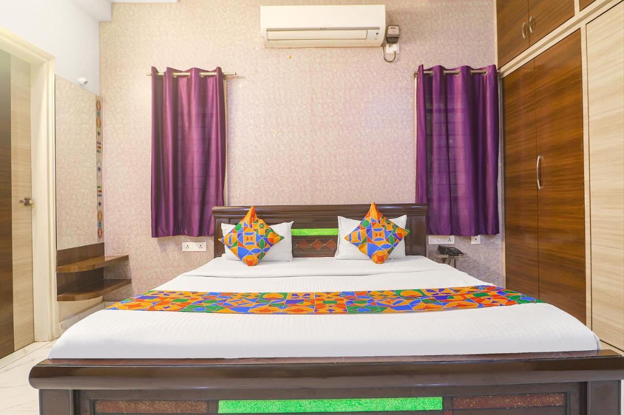 Hotel Fabexpress Golden Gate - Nr Hitech Hyderabad